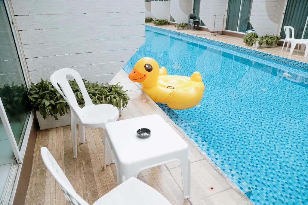 มุมนั่งเล่น Superior Pool Access